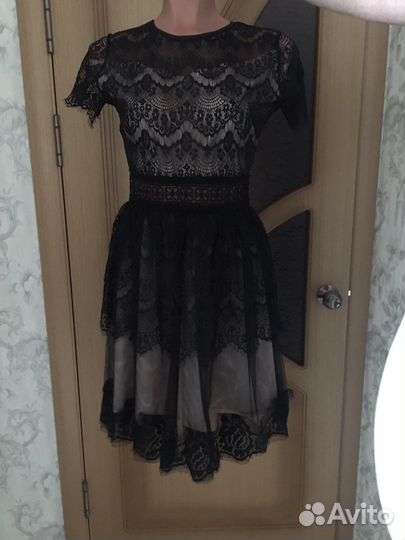 Платье нарядное 40-42