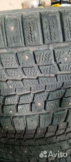Dunlop SP Winter Ice 01 205/55 R16