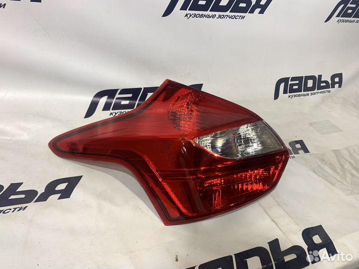 Фонарь Ford Focus 3 (11-15) хэтчбек левый