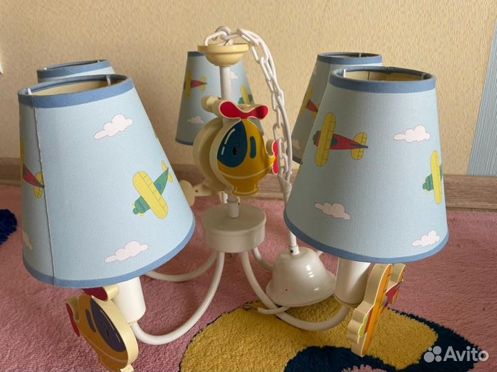 Люстра в детскую комнату