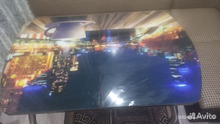 Продам стол раздвижной кухонный