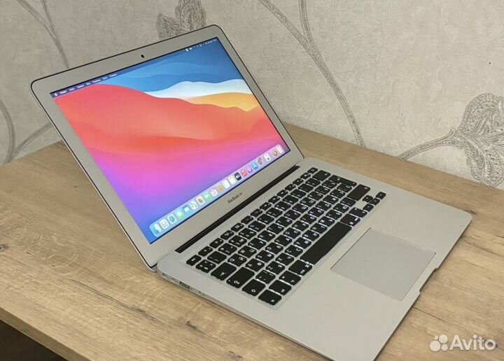 MacBook Air 13 (2017),128г6,Intel HD Graphics 6000