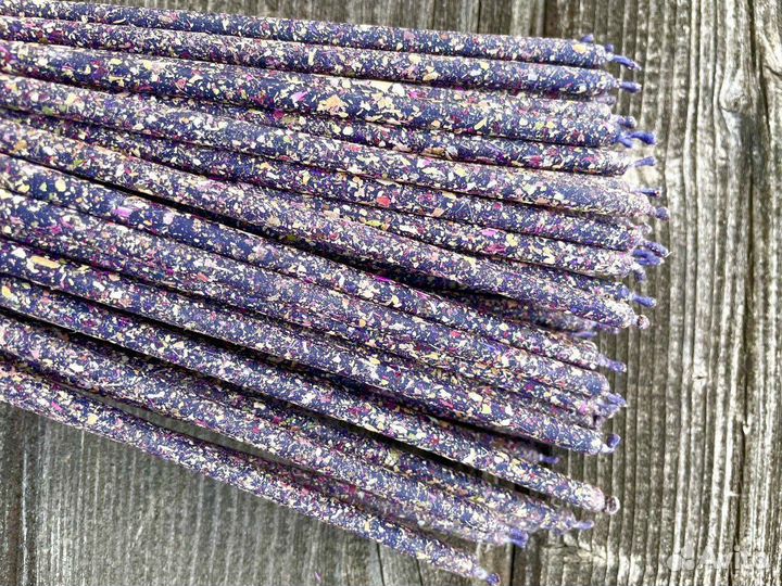 Фиолетовые свечи с травами (10 штук)