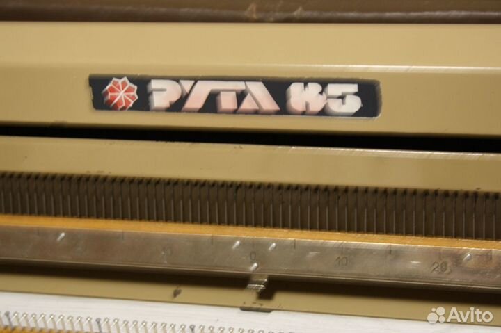 Машина вязальная