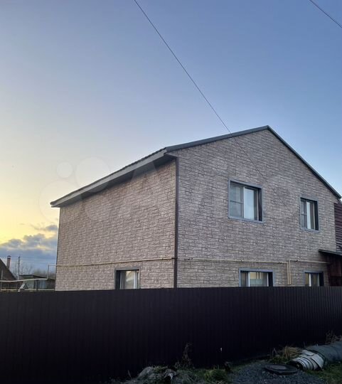 Коттедж 140 м² на участке 6 сот.