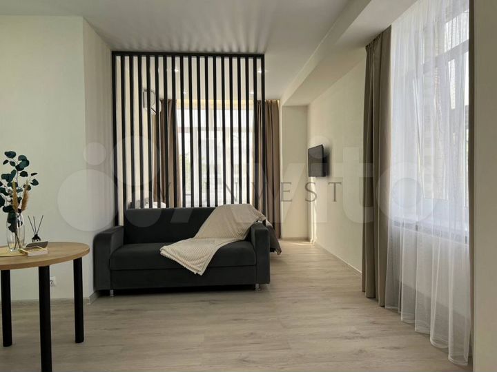 Гостиничный бизнес, Толстого / Подлужная