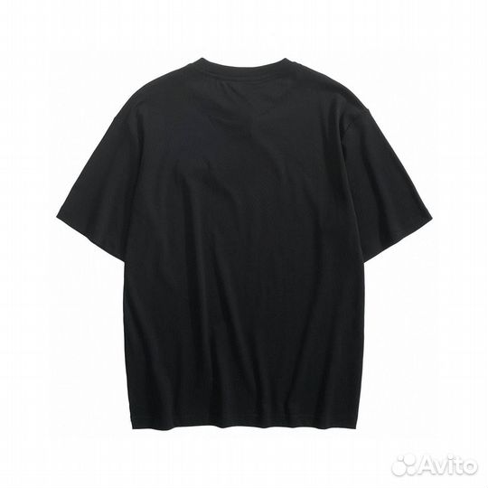 Футболка prada