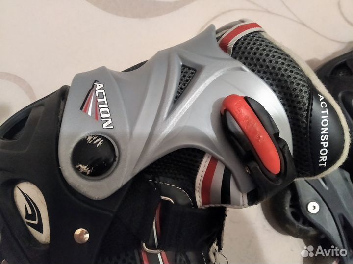 Роликовые коньки