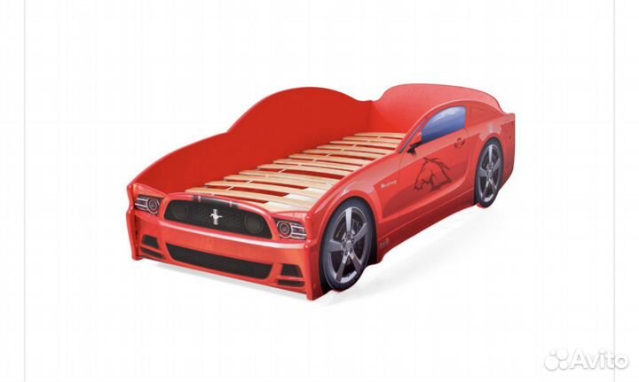 Детская кровать машинка