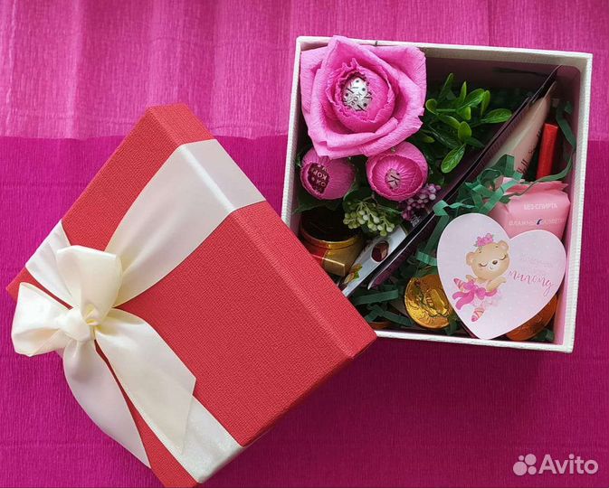 Подарок девушке, женщине