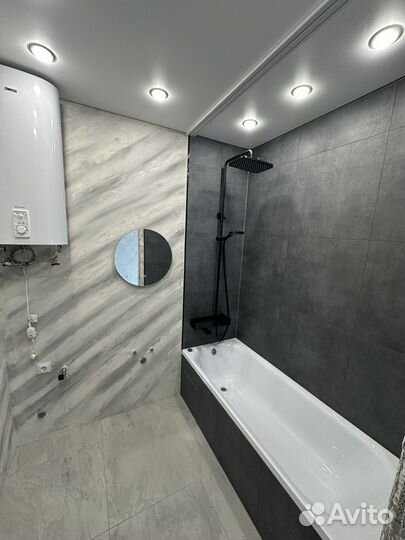 Нанесение микро цемента в ванной комнате