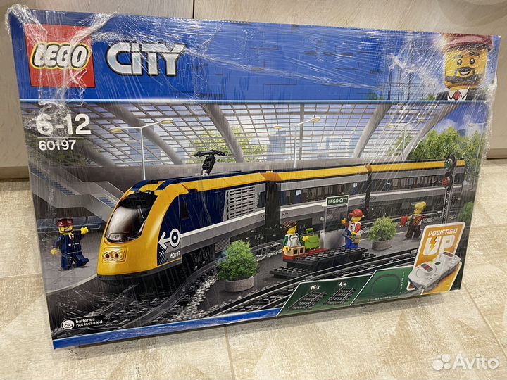 Lego 60197 Пассажирский поезд