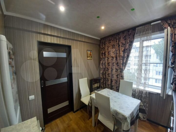 5-к. квартира, 45 м², 4/5 эт.