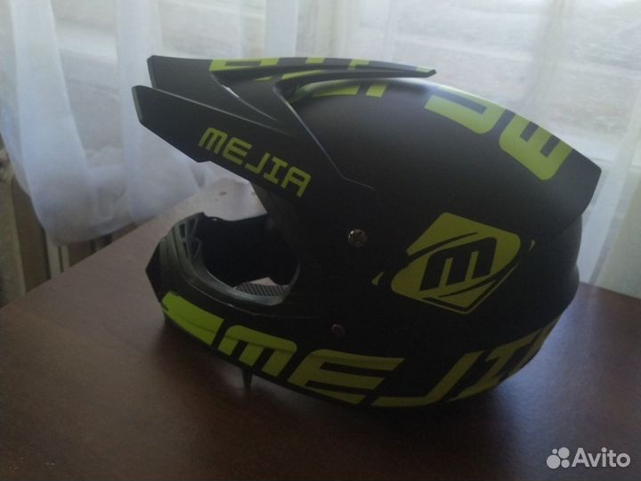 Мото шлем