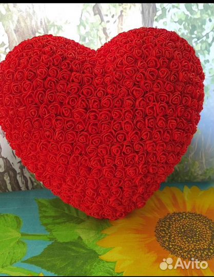 Большое сердце из фоамирановых роз