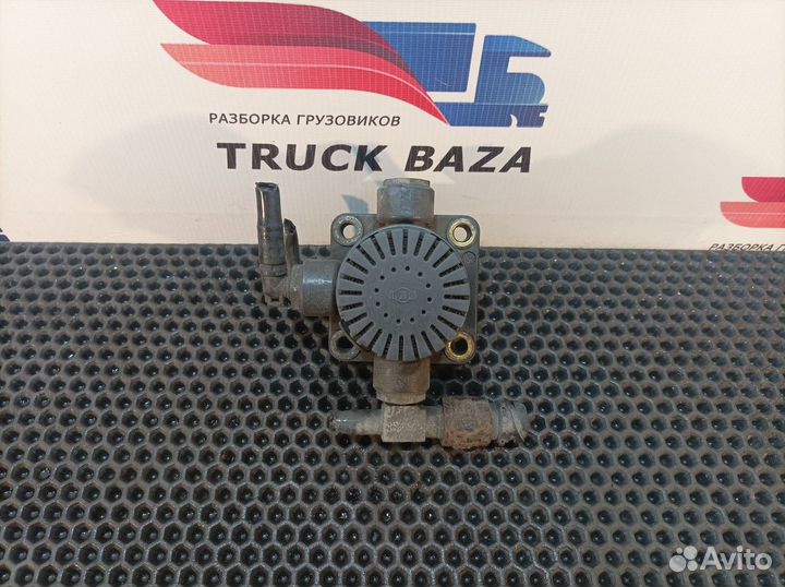 Клапан ускорительный