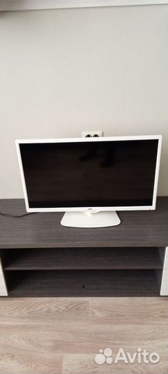 Телевизор JVC 32 дюйма