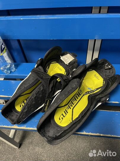 Хоккейные наколенники bauer