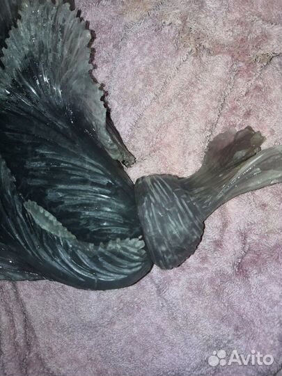 Резная фигура капуста из нефрита