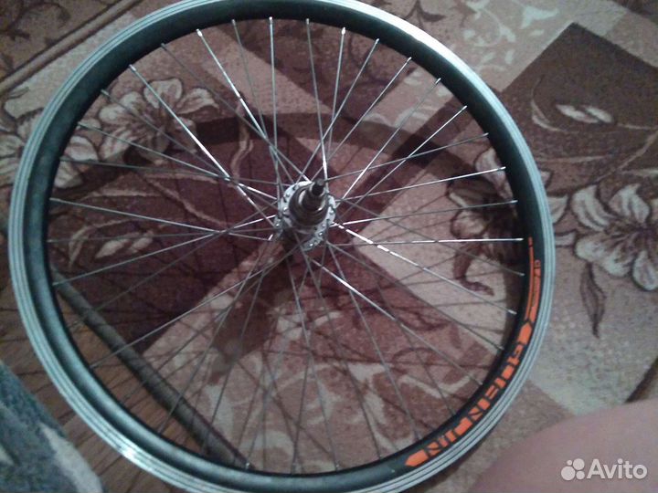 Переднее колесо на велосипед 24
