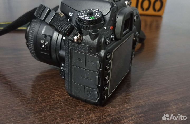 Зеркальный фотоаппарат nikon d7100