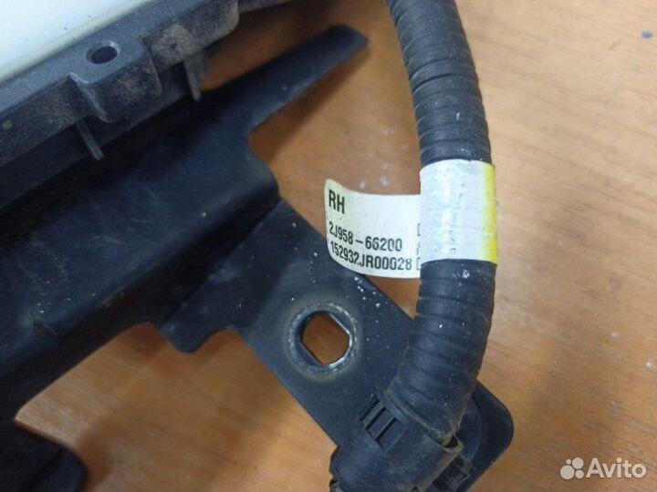 Датчик слепых зон правый Kia Mohave 1 D6EB