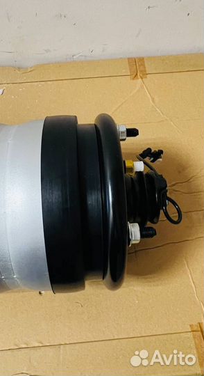 Задняя пневмостойка Land Rover Discovery 3/4 с ACE