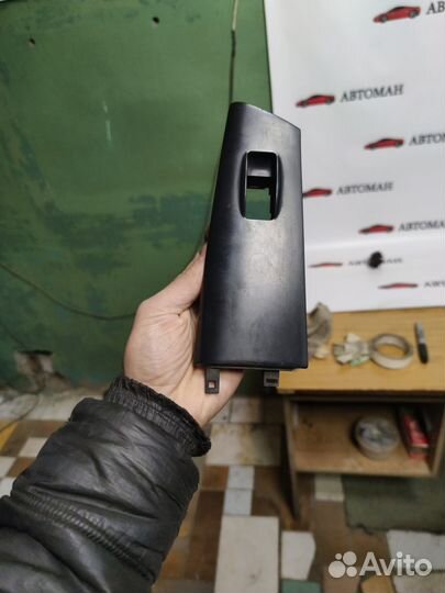 Кнопка стеклоподъемника Toyota Corolla E120