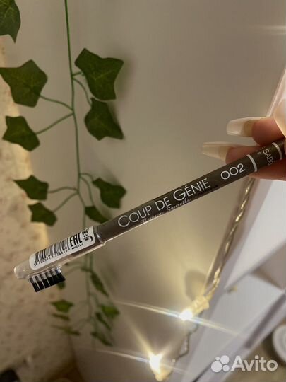 Карандаш для бровей Vivienne Sabo