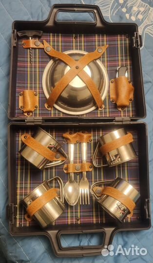 Набор для пикника в чемодане на 4 персоны