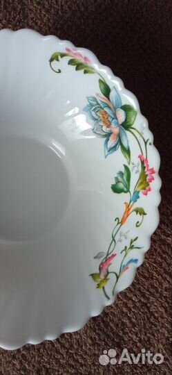 Салатник новый