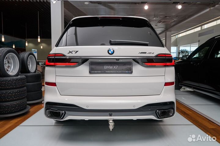 BMW X7 3.0 AT, 2024