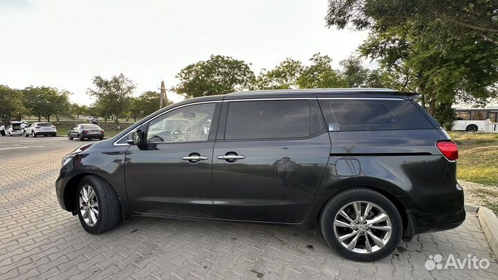 Kia Carnival 2.2 AT, 2018, 65 800 км