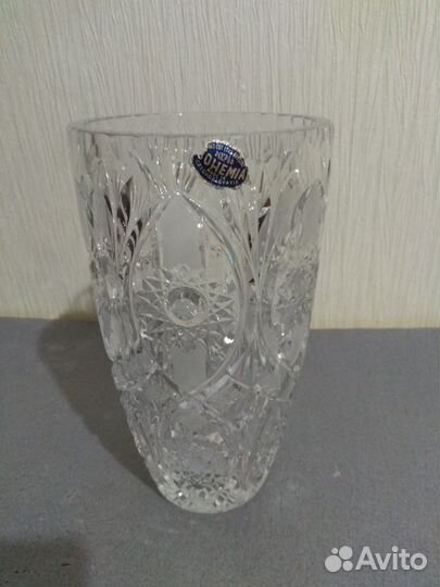 Ваза хрустальная