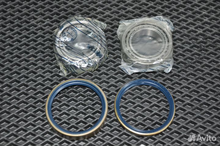 Комплект подшипников ступицы mercedes