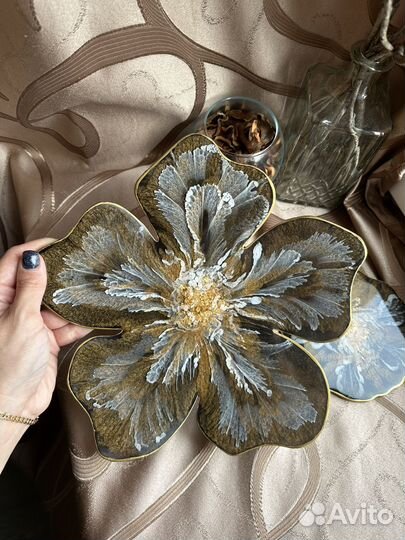 Блюдо Цветок и подстаканник из эпоксидной смолы