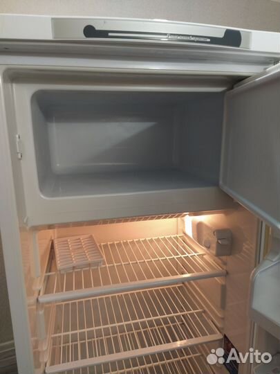 Холодильник Индезит SB16740 в отличном состоянии