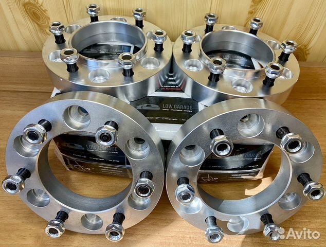 Проставки 6х139.7 25мм цо108. Новые