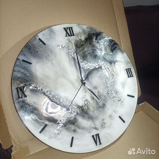 Настенные часы ручной работы