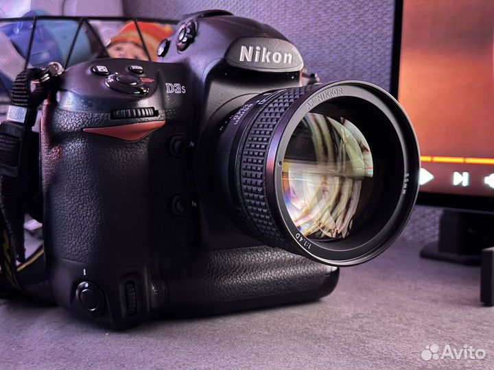 Nikon 85mm f1.4D