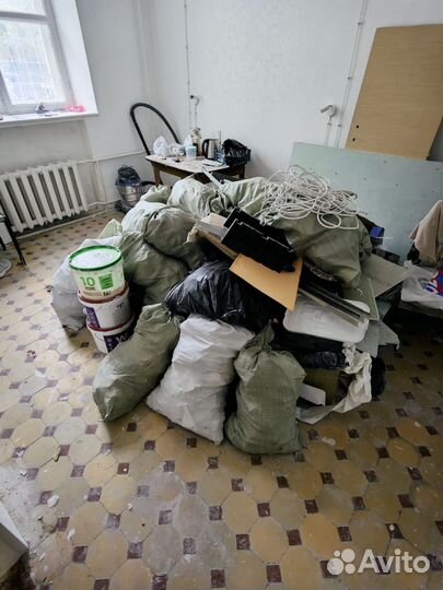 Вывоз мусора мебил хлам на газелю с грузчиками