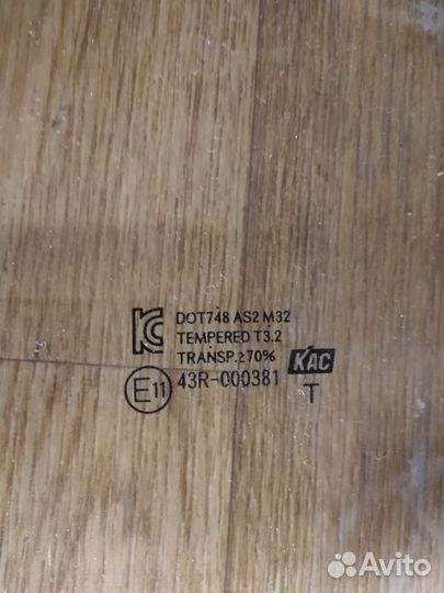 Стекло двери задней левой Kia Rio 3