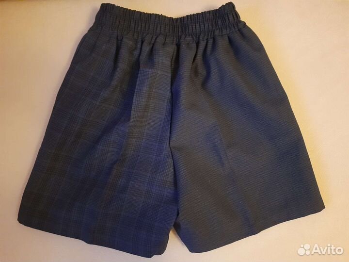 Стильный школьный костюм-тройка