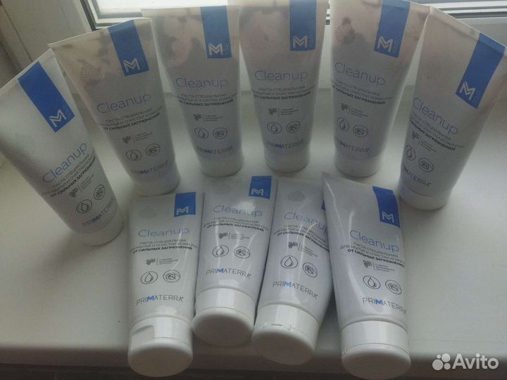 Крема регенерирующие,очищающая паста. Пакетом