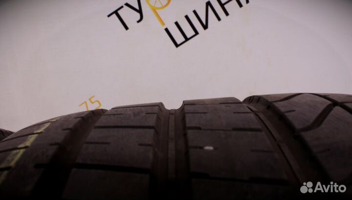 Pirelli P Zero 315/35 R21 94Y