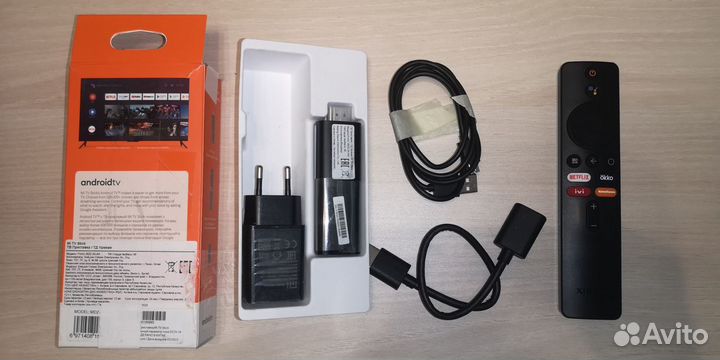 Медиаплеер Xiaomi Mi TV Stick MDZ-24-AA