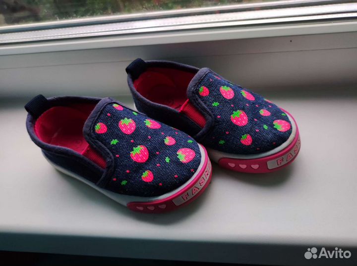 Обувь для девочки 21р