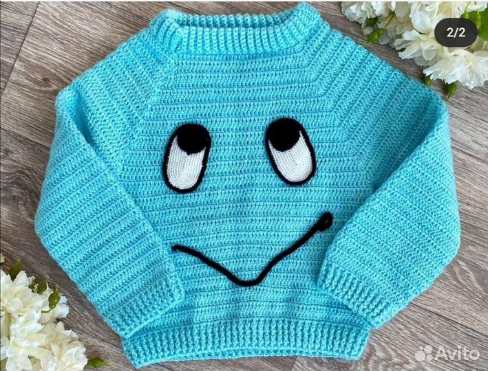 Вязаный свитер детский