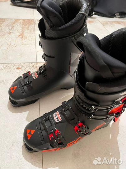 Горнолыжные ботинки 43-43 размер