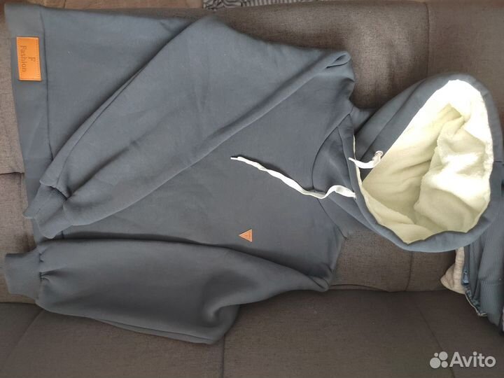 Продам женские вещи, пакетом. Размер 46/48